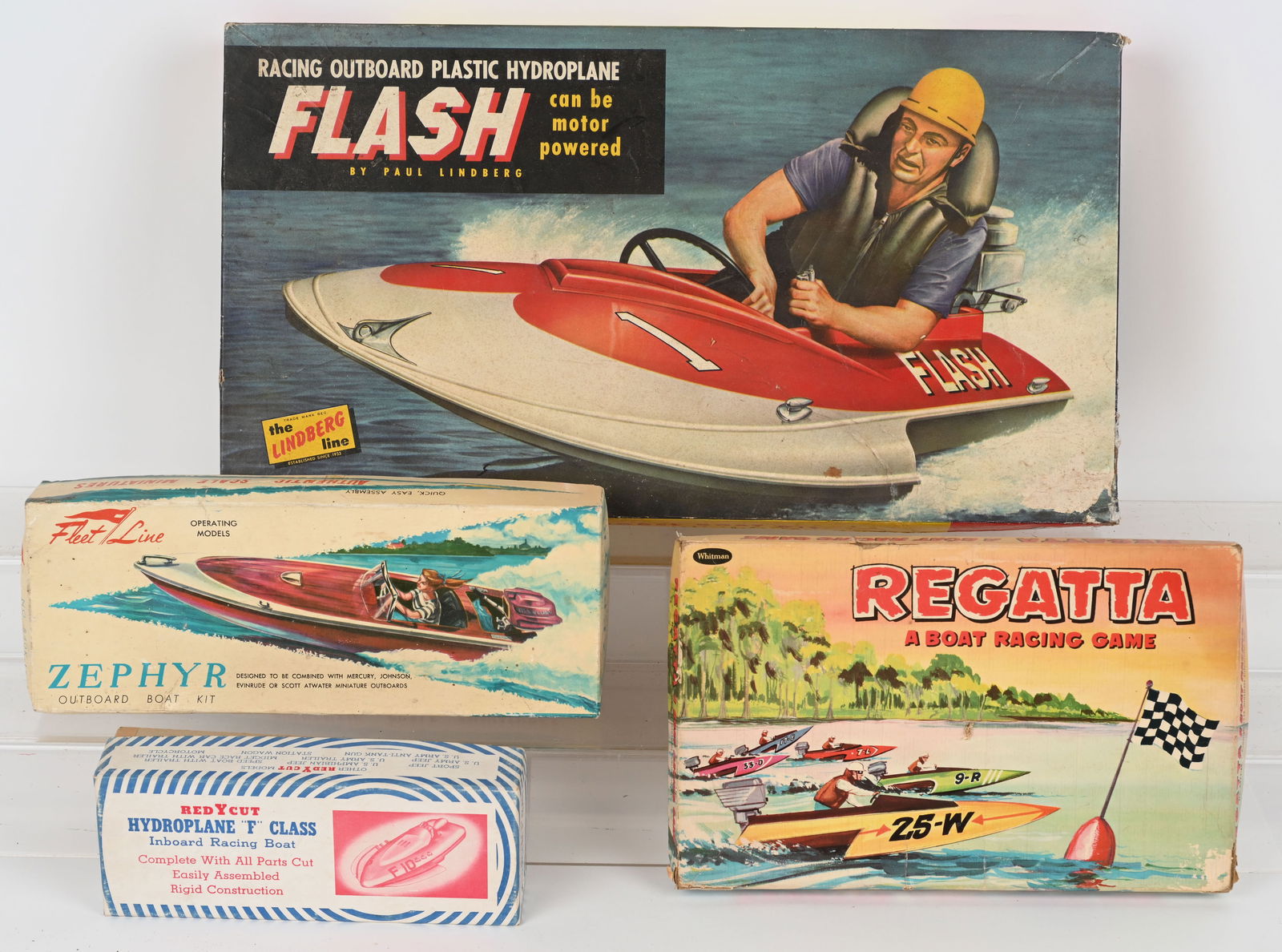 LOT OF HYDRPPLANE RACE BOAT MODEL KITS & GAME (1 of 5)