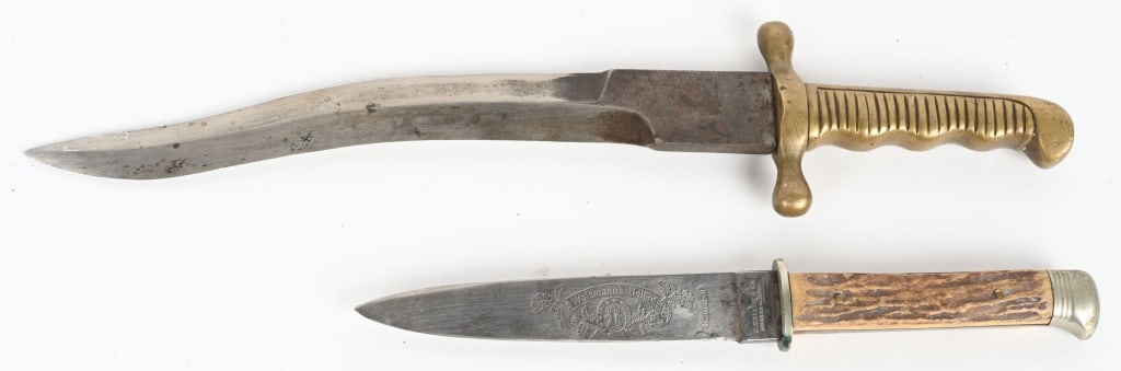 2- ANTIQUE KNIVES, SPANISH MODEL 1861 & GERMAN: Lot includes: 1. Spanish Navy M1861 boarding knife. Double-edged Kriss type blade. Marked "FD Toledo 1863" on spine. Very rare knife and only 3000 produced. 2. German E. Knecht & Co stag handle knife 