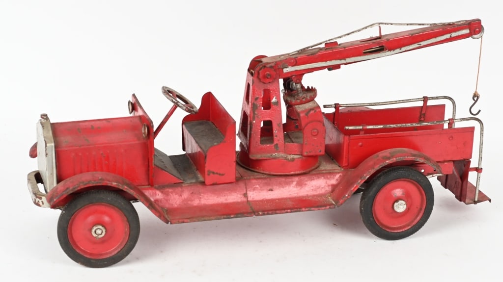 KEYSTONE PACKARD TOW TRUCK: Original truck with a period repaint. All complete and solid truck. Great for display or restoration project. 27" Very Good