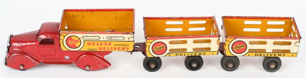 MARX DELUXE DELIVERY TRUCK & 2 TRAILERS (1 of 6)