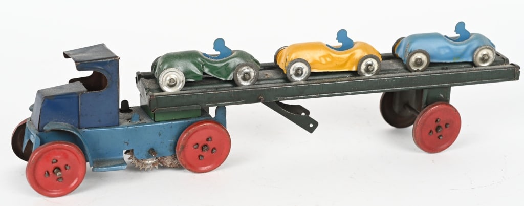 MARX WINDUP MACK CAR CARRIER & 3 CARS (1 of 5)