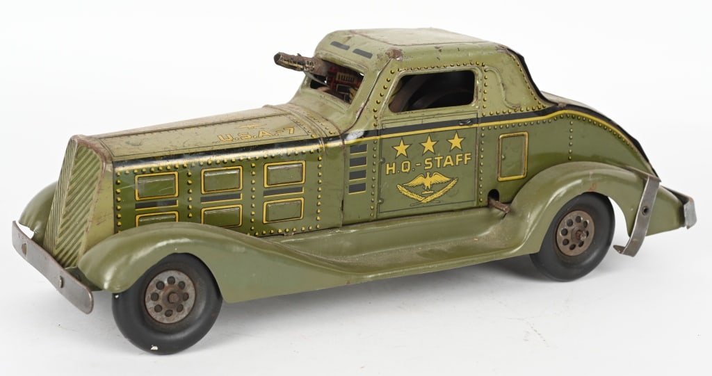 MARX WINDUP HQ STAFF CAR (1 of 6)