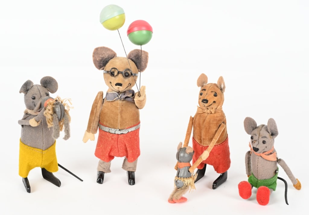 4- SCHUCO MOUSE TOYS (1 of 6)