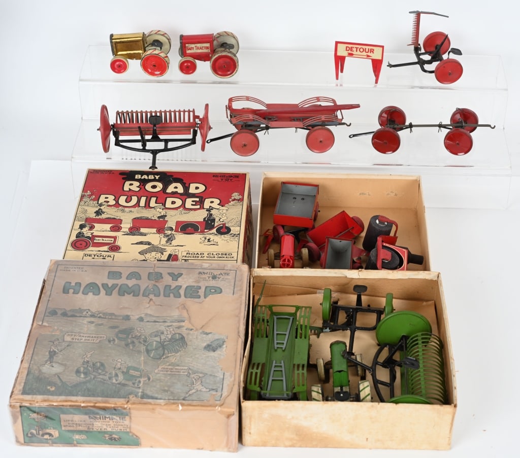 LARGE LOT OF ANIMATE TIN TOYS & 2 BOXED SETS (1 of 5)