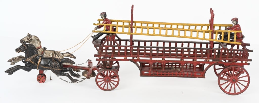 DENT CAST IRON HORSE DRAWN LADDER WAGON (1 of 8)
