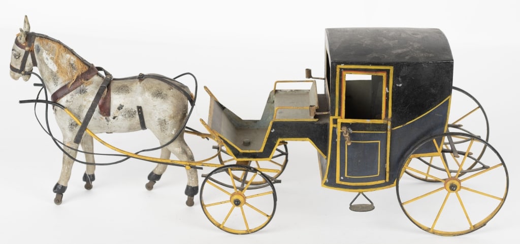 GERMAN TIN HORSE DRAWN HANSOM CAB (1 of 8)