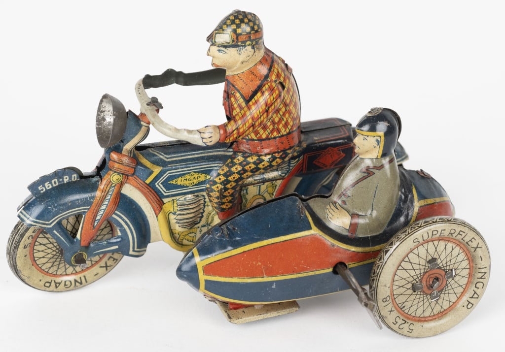 INGAP TIN WINDUP MOTORCYCLE w/ SIDECAR (1 of 4)