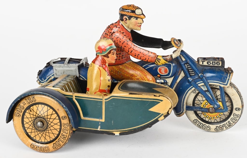 TIPP TIN WINDUP MOTORCYCLE WITH SIDE CAR (1 of 4)