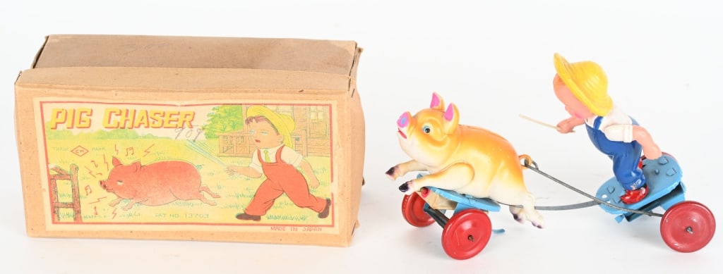 JAPAN WINDUP PIG CHASER w/ BOX (1 of 7)