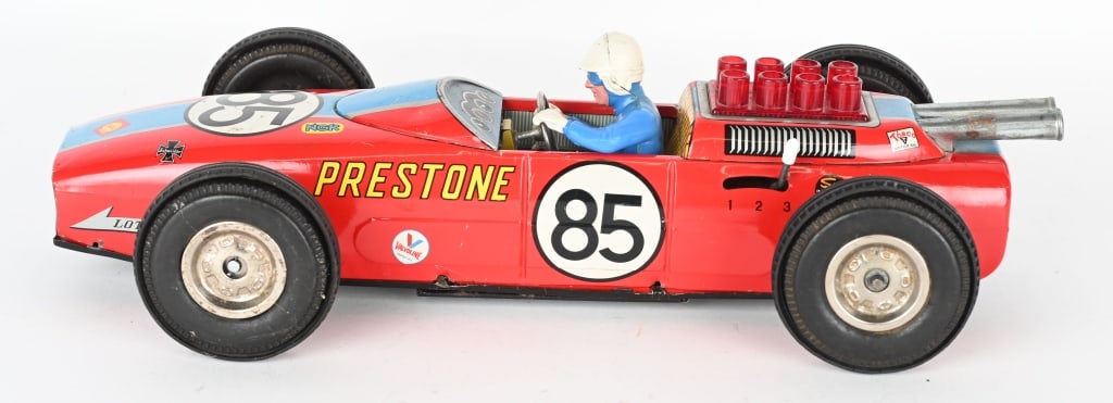 JAPAN TIN BATTERY OP LOTUS FORD No. 85 RACER (1 of 6)