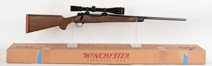 WINCHESTER MODEL 70 FEATHERWEIGHT SUPER GRADE