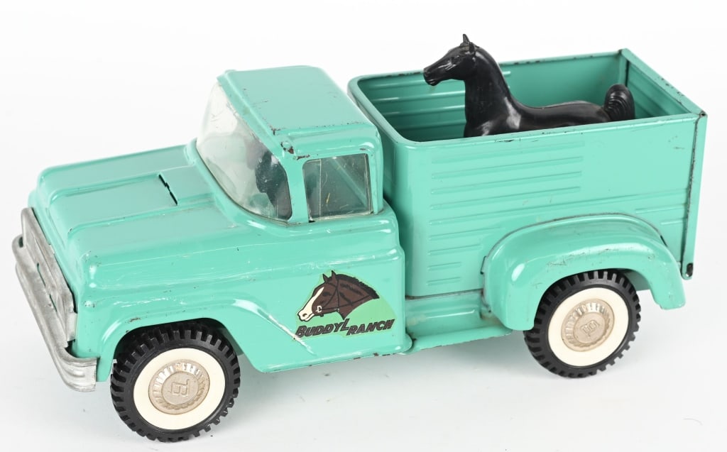 BUDDY L RANCH TRUCK: All original with nice paint and decals. Comes with Horse. 12" Excellent