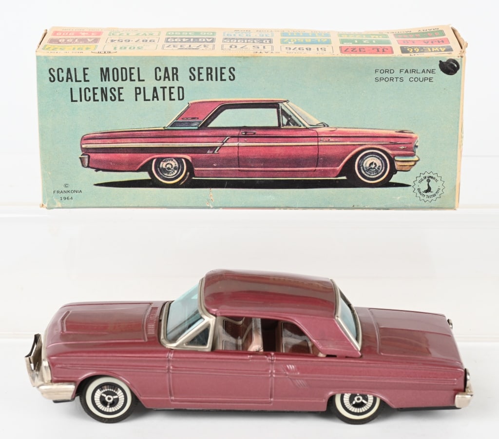 FRANKONIA TIN FRICTION FORD FAIRLANE COUPE w/ BOX (1 of 9)