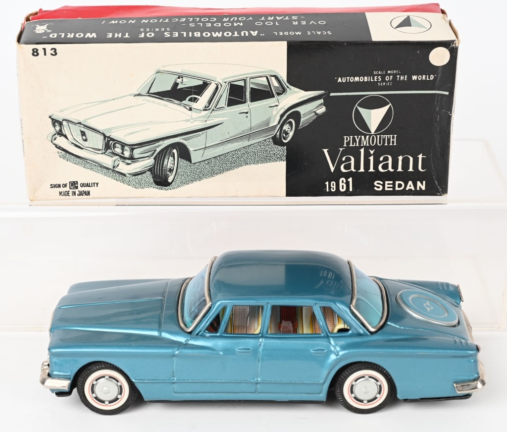 BANDAI FRICTION PLYMOUTH VALIANT w/ BOX (1 of 8)