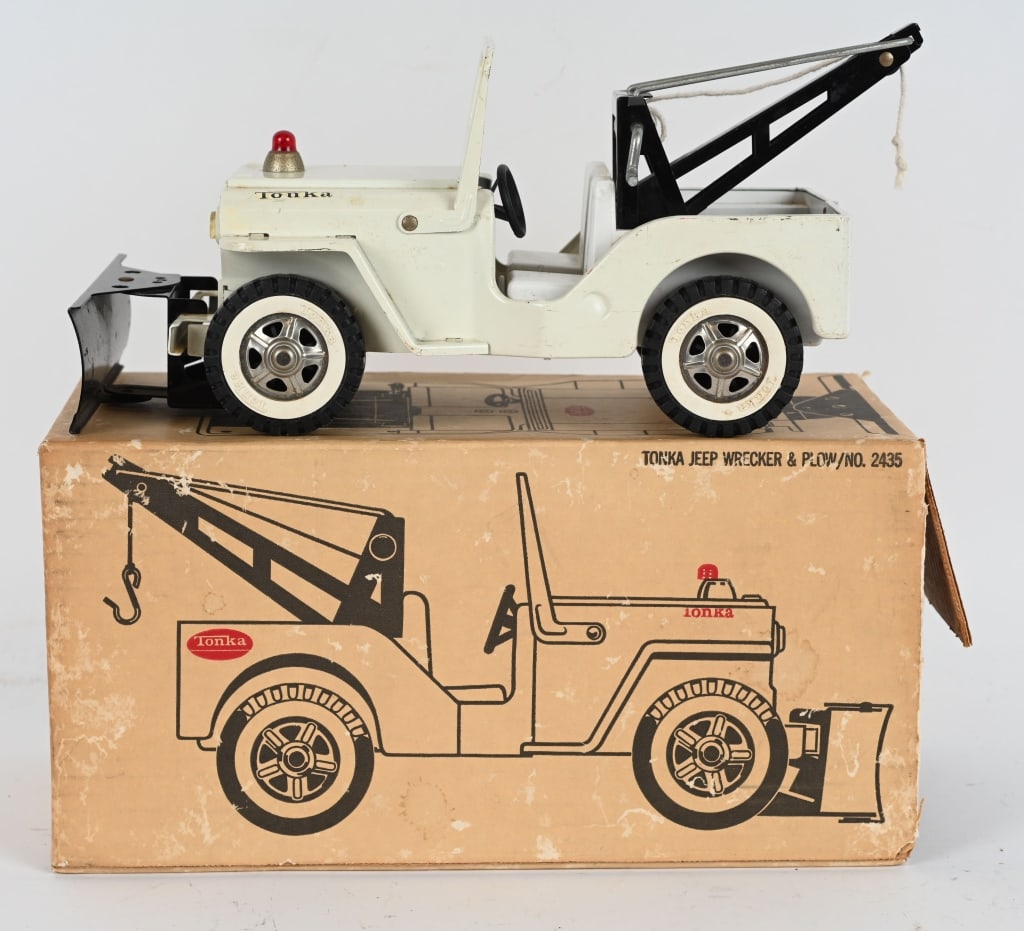 TONKA #2435 JEEP WRECKER w/ BOX (1 of 7)