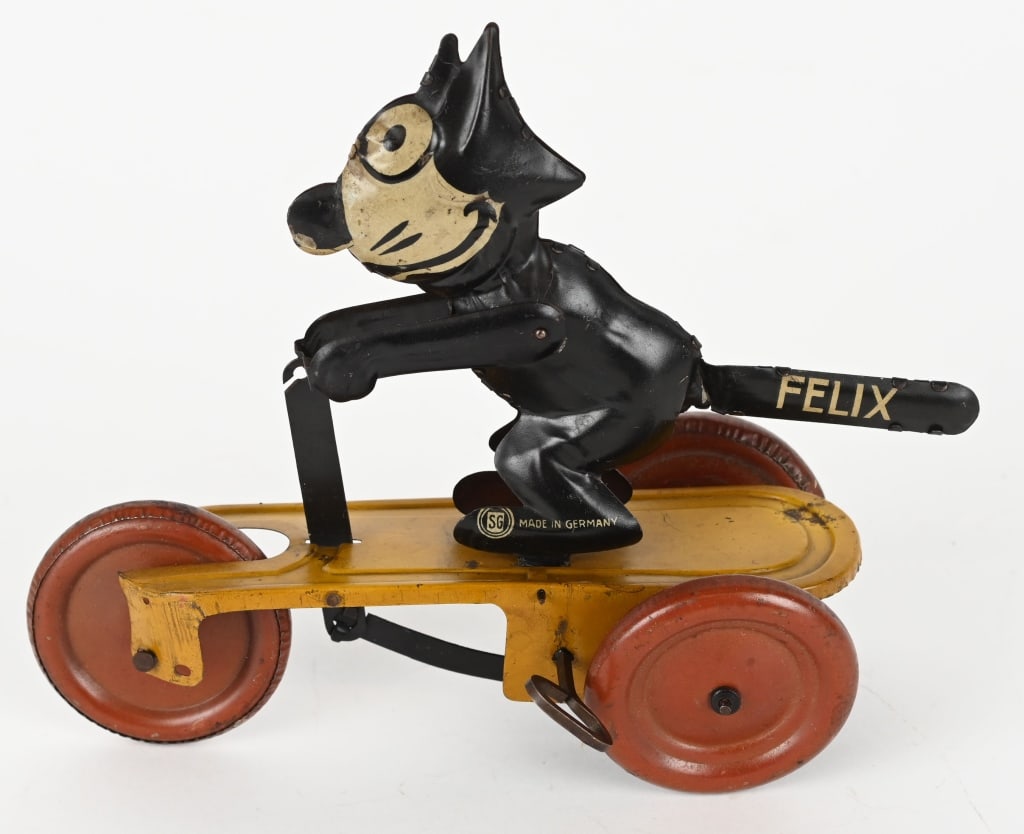 GUNTHERMANN TIN WINDUP FELIX THE CAT SCOOTER (1 of 4)