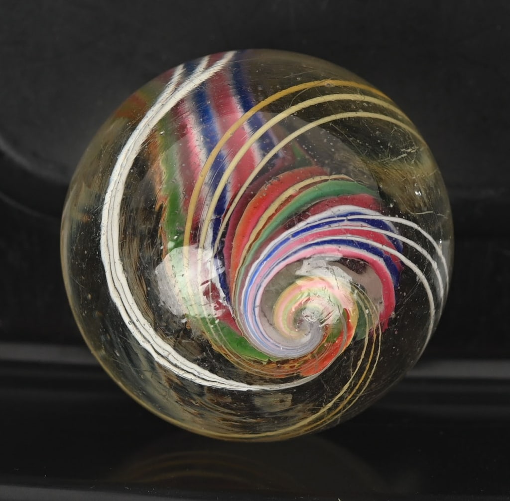 LARGE DOUBLE RIBBON SWIRL MARBLE WITH LATTICINO (1 of 6)
