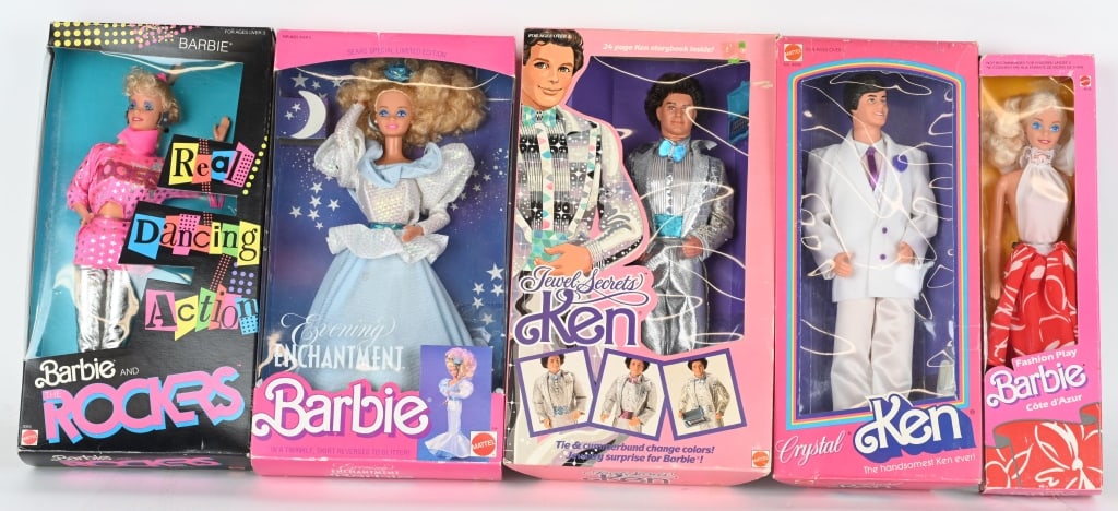 5- VINATGE BARBIE DOLLS MIB (1 of 3)