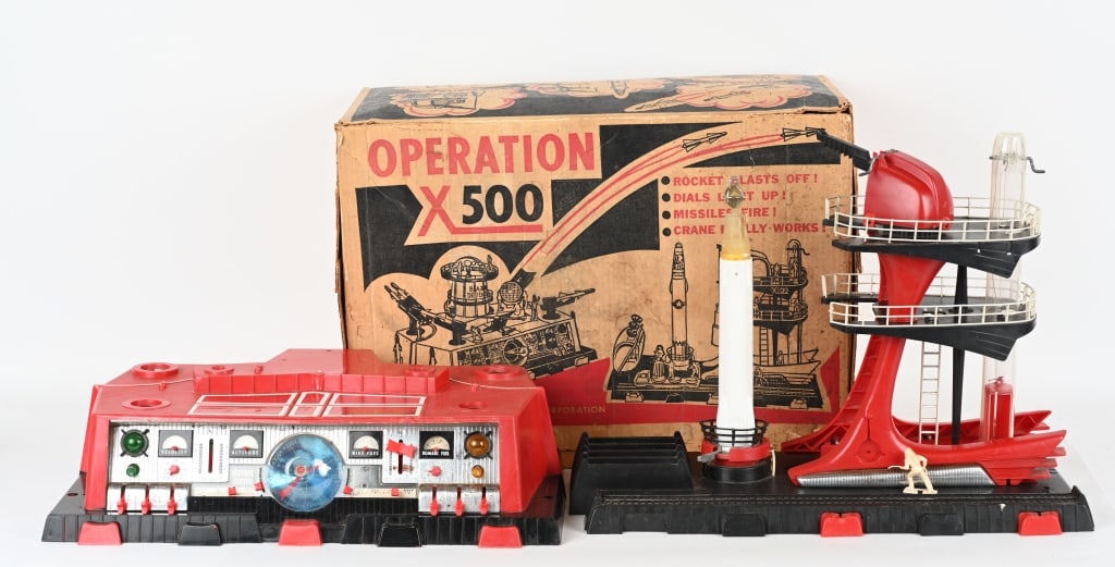 DELUXE READING OPERATION X500 w/ BOX: All original and looks to be mostly complete. Boxed 23" Excellent