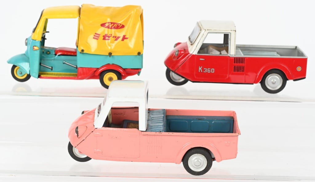 3- JAPAN TIN FRICTION 3-WHEEL TRUCKS (1 of 5)