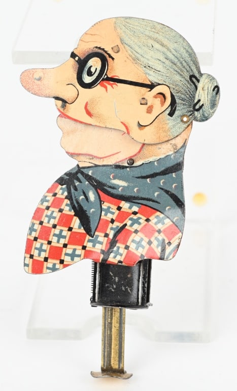 GERMAN TIN GRANDMA SPARKLER (1 of 2)