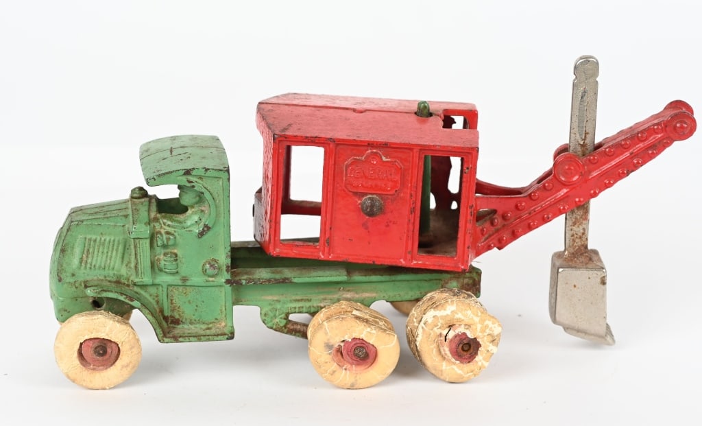 HUBLEY CAST IRON GENERAL DIGGER: All original with nice paint. No breaks or repairs. 10" Excellent