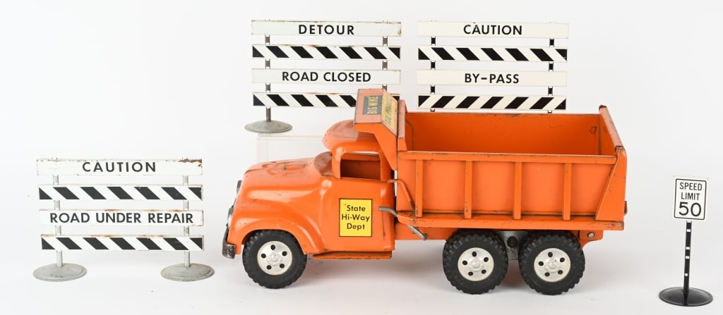 TONKA BIG MIKE DUMP TRUCK w/ SIGNS (1 of 7)