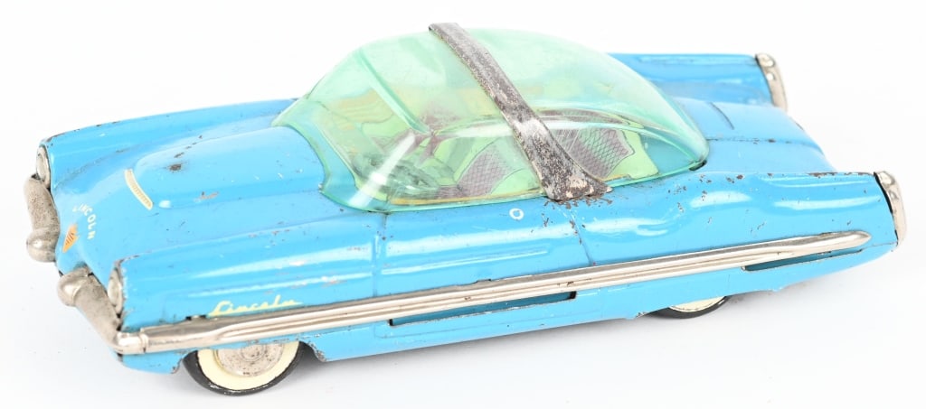 JAPAN TIN FRICTION LINCOLN FUTURISTIC CAR (1 of 6)