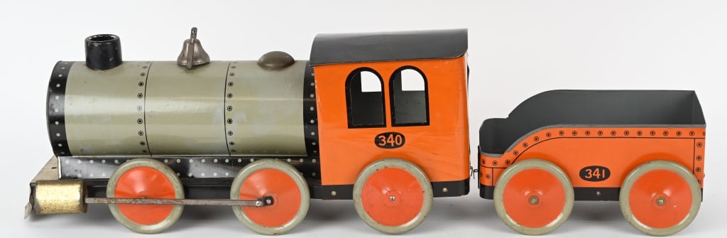 KATZ TOYS PRESSED STEEL LOCOMOTIVE & TENDER (1 of 6)