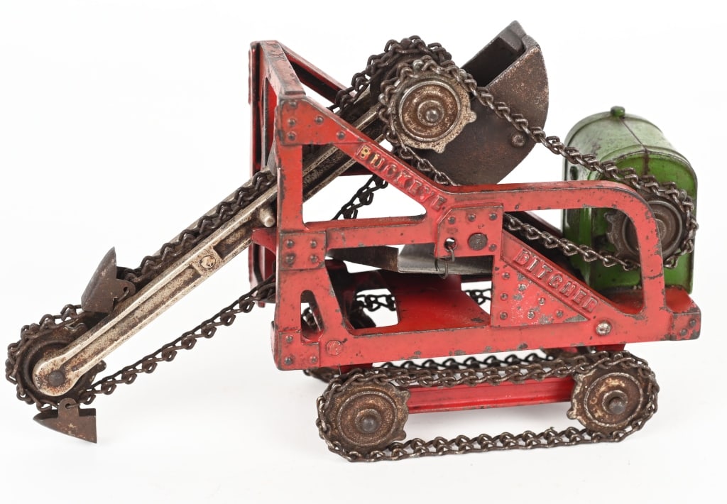 KENTON CAST IRON BUCKEYE DITCHER (1 of 5)