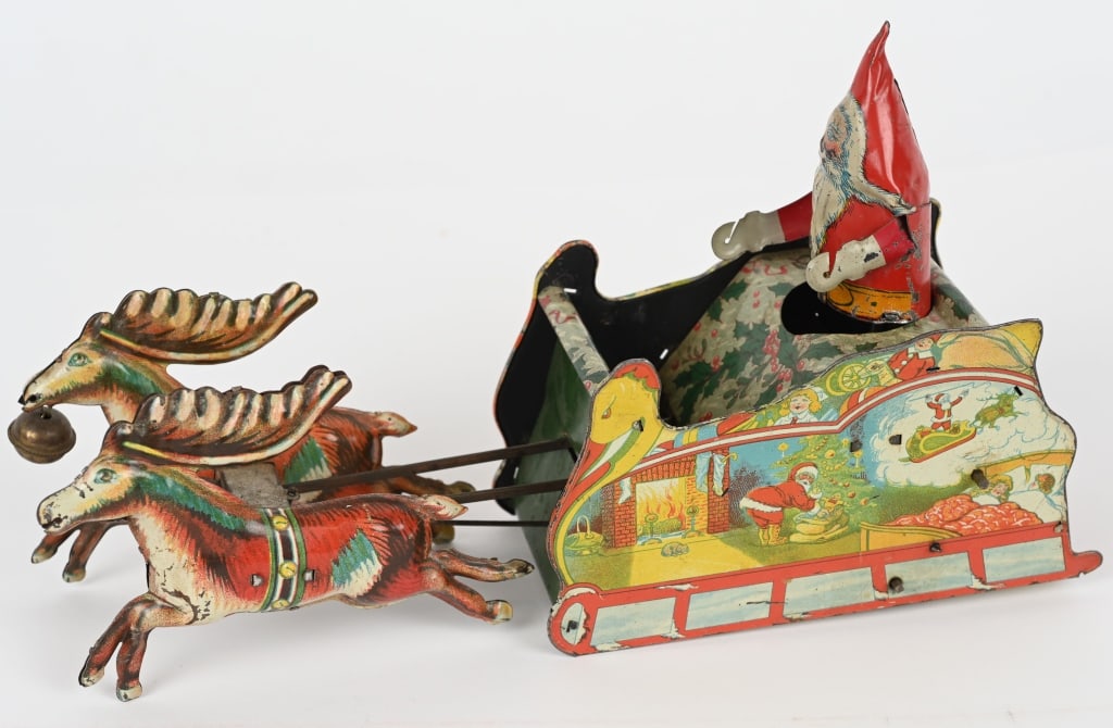 STRAUSS TIN WINDUP SANTEE CLAUS SLEIGH (1 of 6)