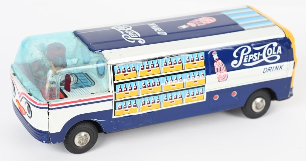 JAPAN TIN FRICTION PEPSI COLA DELIVERY VAN (1 of 6)