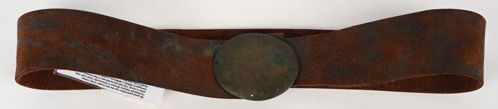 CIVIL WAR TEXAS CONFEDERATE BELT AND BUCKLE: 19th Century Belt and Buckle is very primitive and has the following tag that reads "My great grandfather was the last Curator of the United Confederate Veterans Museum in Brownsville Texas until
