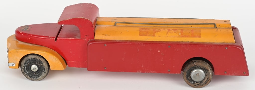 BUDDY L WOODEN SHELL TANK TRUCK (1 of 6)