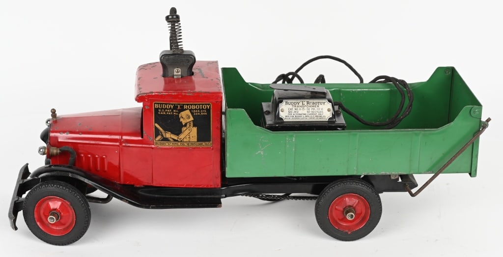 BUDDY L ROBOTOY TRUCK: All original with excellent paint and decals. Truck has electric lights. Has Robot Driver decal on door. Comes with original transformer. A wonderful example. 22" Excellent