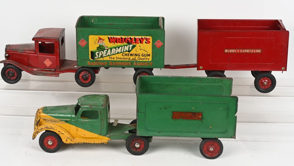 BUDDY L TRUCK & TRAILERS (1 of 5)