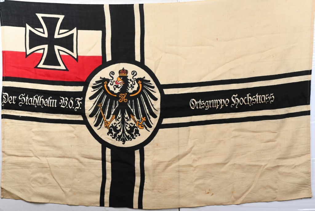 IMPERIAL GERMAN REICHSKRIEGSFLAGGE DER STAHLHELM (1 of 6)