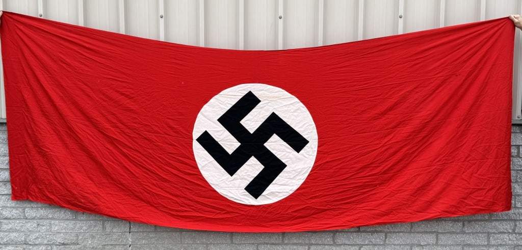 WWII NAZI GERMAN NSDAP SMALL FLAG / BANNER WW2: Roughly 5 x 13 FEET, double sided cotton construction pennant. The pennant features a red base field with a separate central white circular disk with a printed canted black swastika to its center. Exc