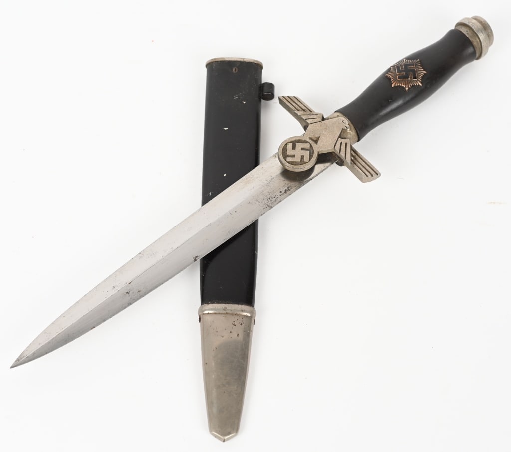 WWII NAZI GERMAN RLB DAGGER BY KRONECK EM TYPE II: KRONECK in triangle with crown and ERNST ERICH WITTE, SOLINGEN below TM. nickel plated hilt fittings show light surface wear with no damage to pommel and crossguard with art deco stylized RLB eagle on