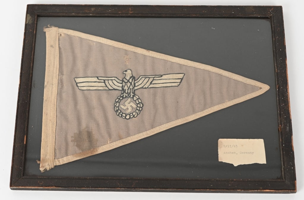 WWII NAZI GERMAN ARMY OFFICERS CAR PENNANT WW2: Roughly 21cm tall at the hoist end x 33cm long, horizontal, isosceles triangle, loosely woven dual-ply field-gray fabric construction, dual sided pennant features a hand embroidered national eagle, wi
