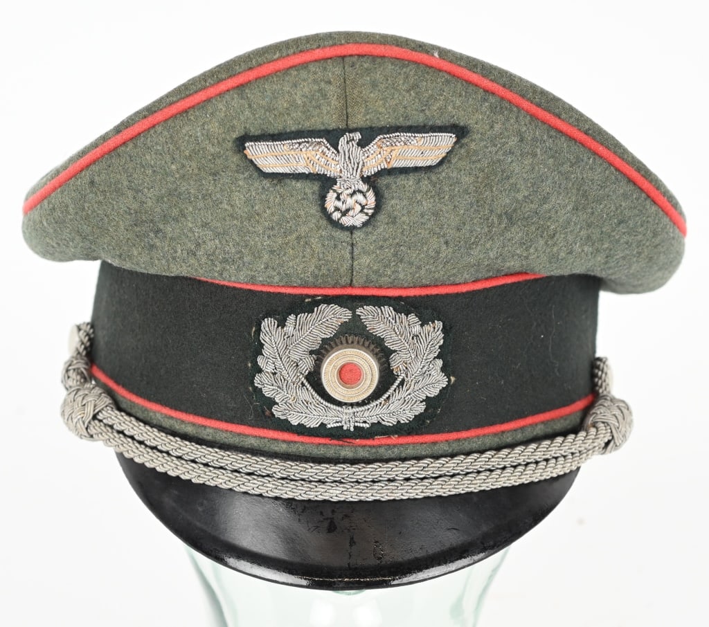 WWII NAZI GERMAN ARTILLERY OFFICER'S VISOR CAP WW2: Nice quality private purchase visor cap with a field-gray wool/rayon blend body and crown with a whipcord weave and a blue/green badge cloth centerband with bright red wool waffenfarbe piping to the c