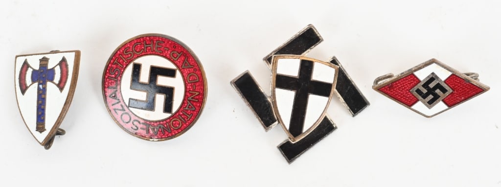 WWII NAZI GERMAN NSDAP FREE FRENCH BADGE LOT WW2: Lot of insignia to include 1) Prussian RAD Traditions badge. A RAD (Reichsarbeitsdienst/National Labour Service) “Traditions-Mützenabzeichen Ostpreussen” cap badge; in silvered bronze