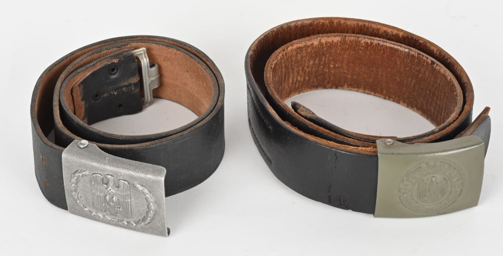 WWII NAZI GERMAN BELT & BUCKLE LOT HEER RED CROSS: WWII Nazi German Belt & Buckle Lot to include 1) WWII NAZI GERMAN RED CROSS BELT & BUCKLE WW2. German WWII Deutsches Red Cross DRK Enlisted Mans Belt Buckle. Measures 2 1/2" wide by 1 7/8" t