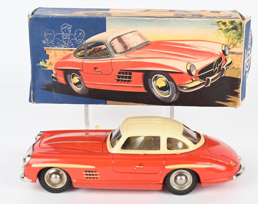 TIPP TIN WINDUP MERCEDES BENZ w/ BOX: All original and looks never played with. Friction works. Boxed 10 1/2" Excellent