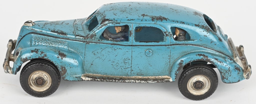 ARCADE CAST IRON BLUE ZEPHYR TAXI CAB: Nice original toy with no cracks or repairs. 8" Very Good-Excellent