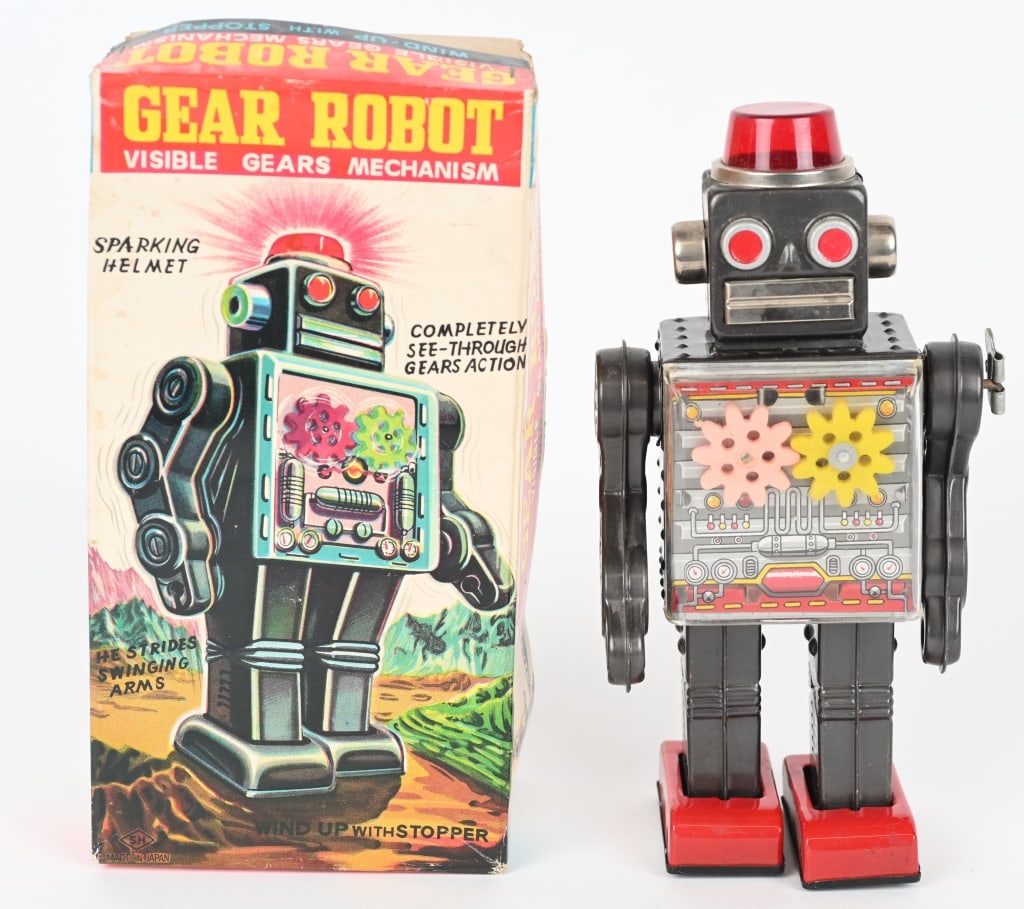 JAPAN TIN WINDUP GEAR ROBOT w/ BOX: All original in great shape. Windup works. Boxed 9" Excellent