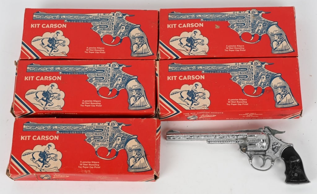5- KILGORE KIT CARSON CAP GUN W/ BOXES: Lot of 5 Kilgore Kit Carson cap guns with the original boxes. Unfired Old Store Stock. 9", Excellent