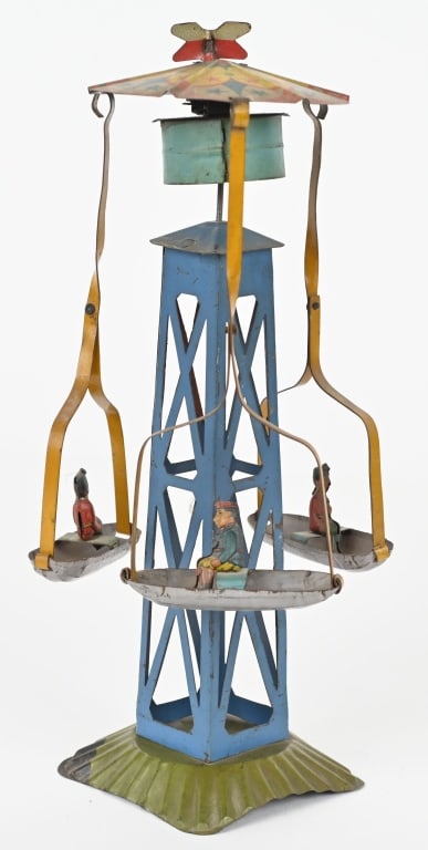 GERMAN TIN WINDUP BOAT GO ROUND (1 of 4)