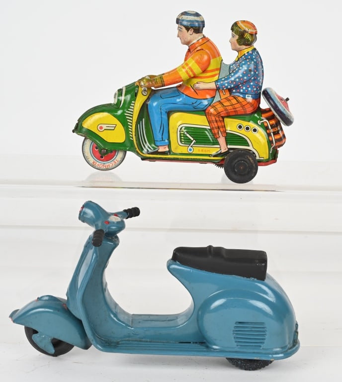 2- EUROPEAN TIN FRICTION SCOOTERS (1 of 7)