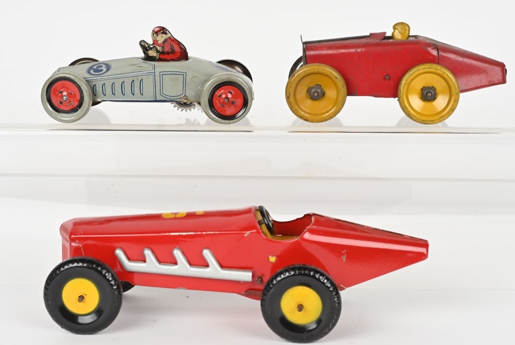 3- TIN WINDUP RACE CARS (1 of 4)